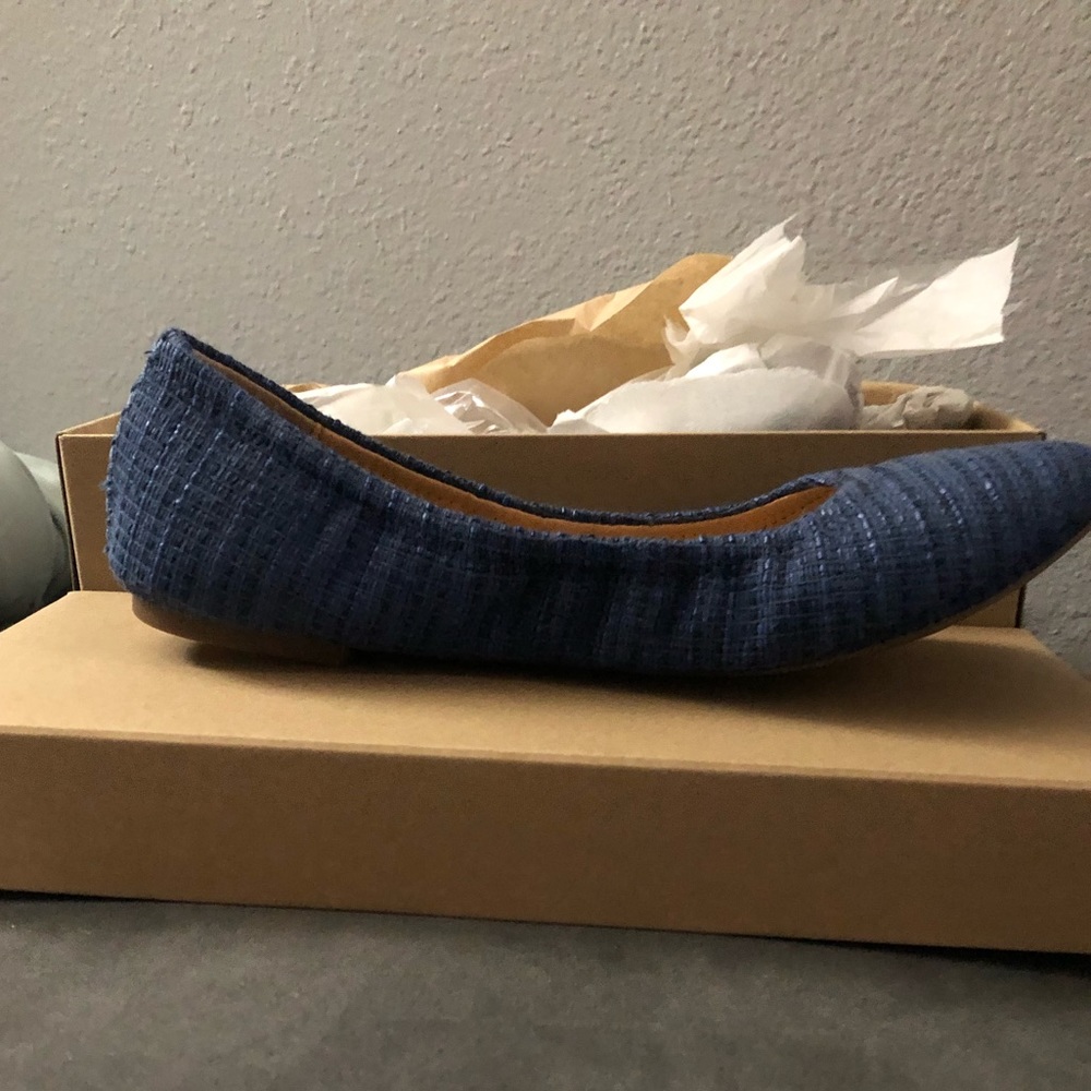 Lucky flats-brand new!